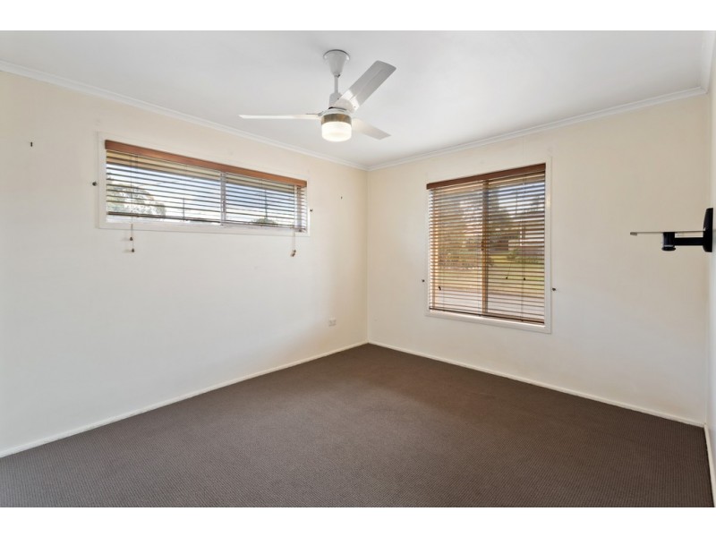 34 Mott Crescent, Rockville QLD 4350