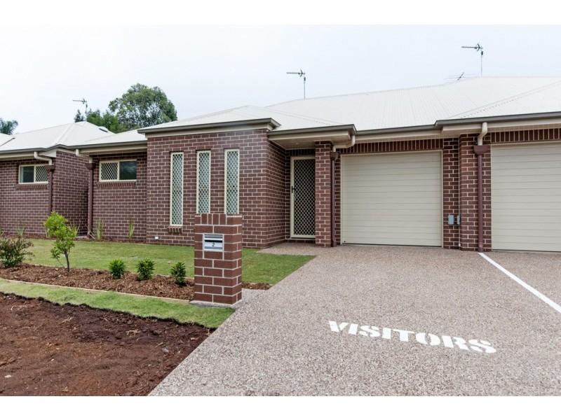 Unit 2/65 Crown Street, Rangeville QLD 4350