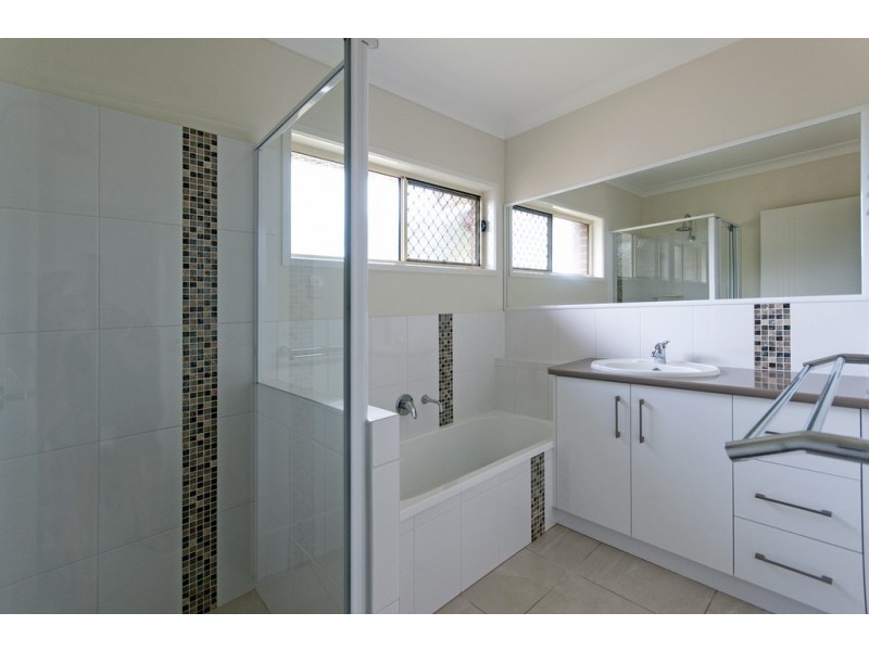 Unit 2/65 Crown Street, Rangeville QLD 4350