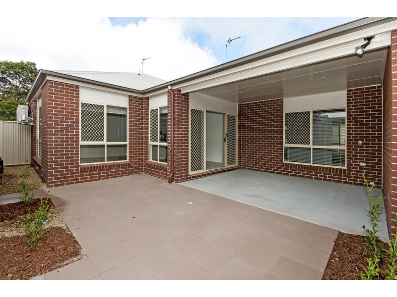 Unit 2/65 Crown Street, Rangeville QLD 4350
