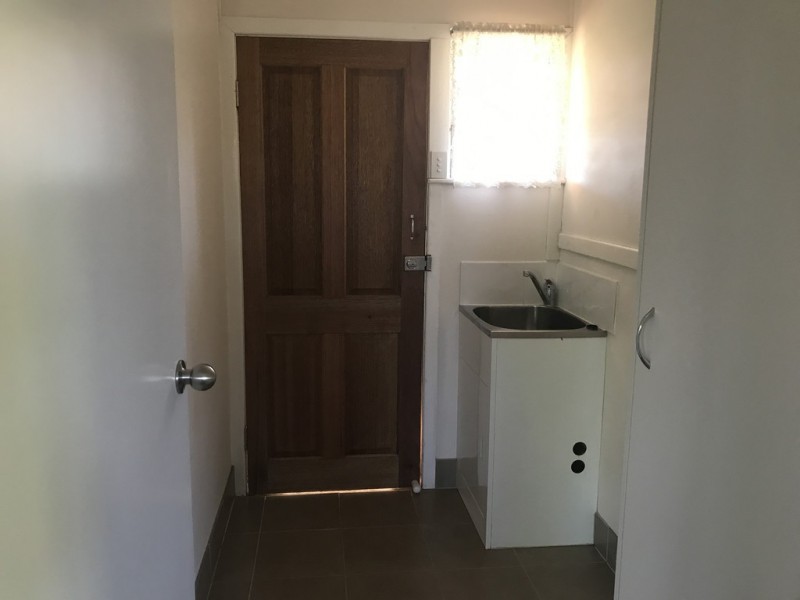 Unit 1/109 Tourist Road, Rangeville QLD 4350