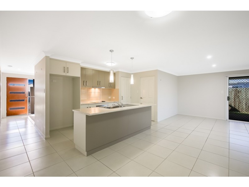 61 Entabeni Drive, Kearneys Spring QLD 4350