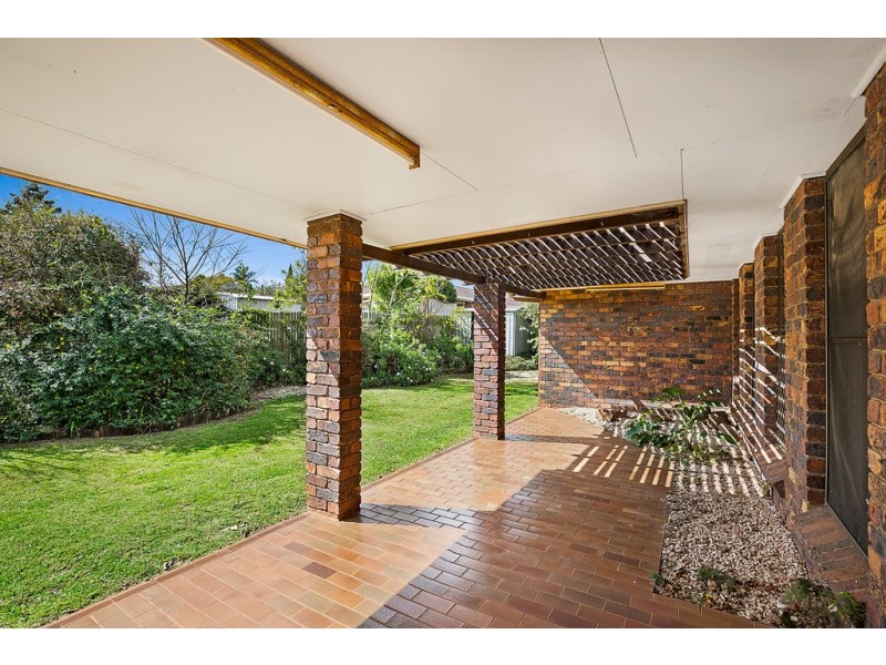 27 Lotus Crescent, Centenary Heights QLD 4350