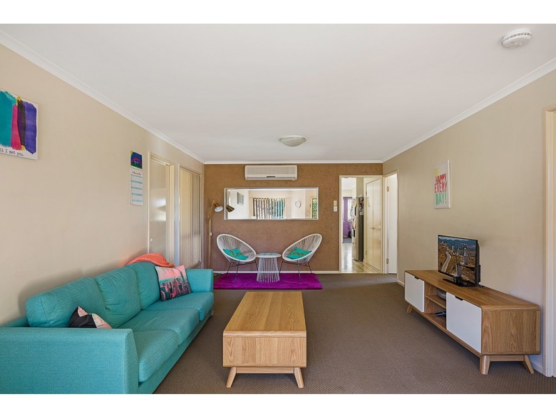 48 Catalina Drive, Wilsonton QLD 4350