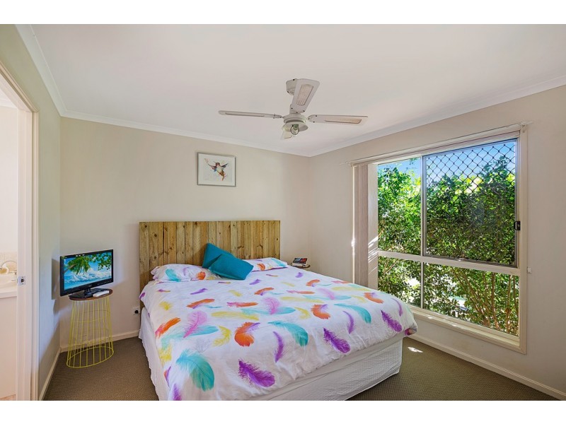 48 Catalina Drive, Wilsonton QLD 4350