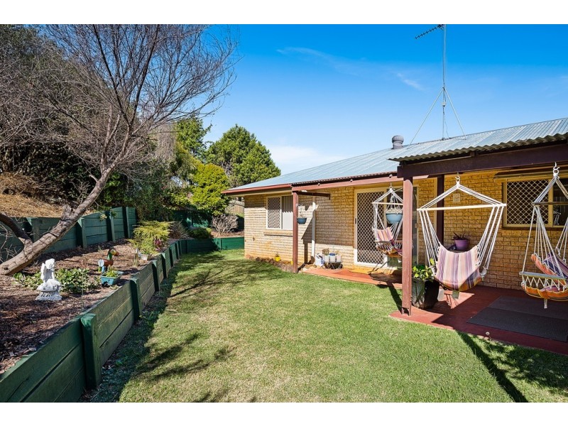 48 Catalina Drive, Wilsonton QLD 4350