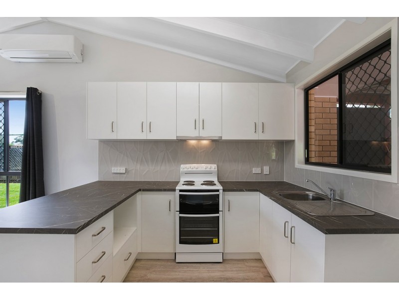 Unit 2/8 Claret Street, Wilsonton Heights QLD 4350