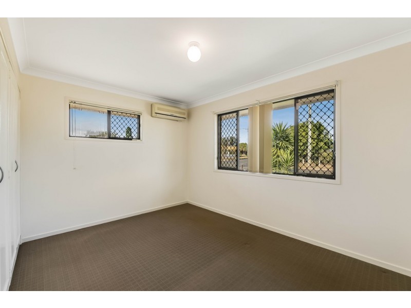 1 Westbrook Street, Newtown QLD 4350