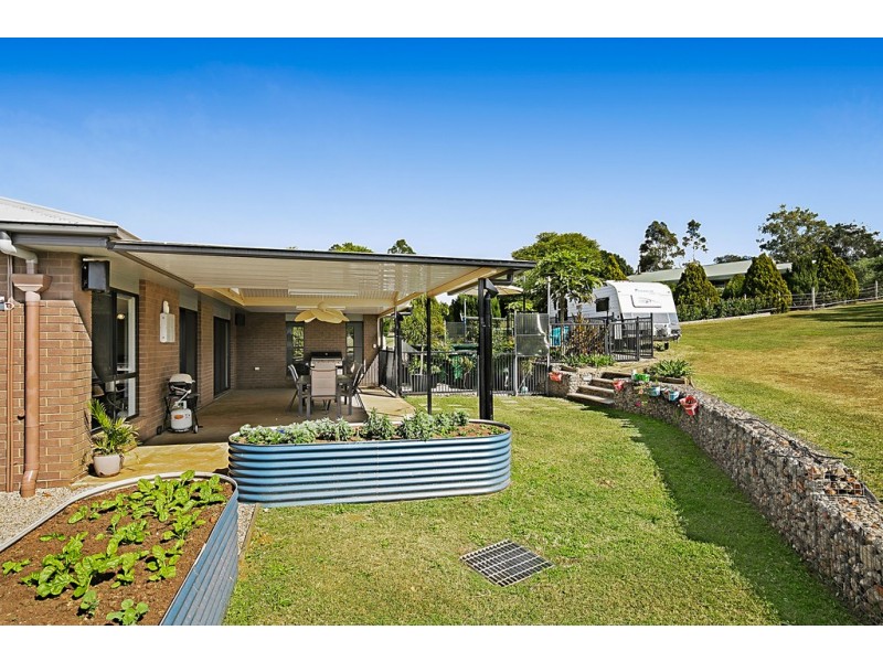 11 Kurrajong Court, Meringandan West QLD 4352