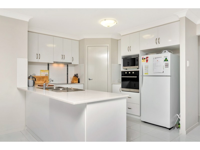 19 Kennard Street, Westbrook QLD 4350