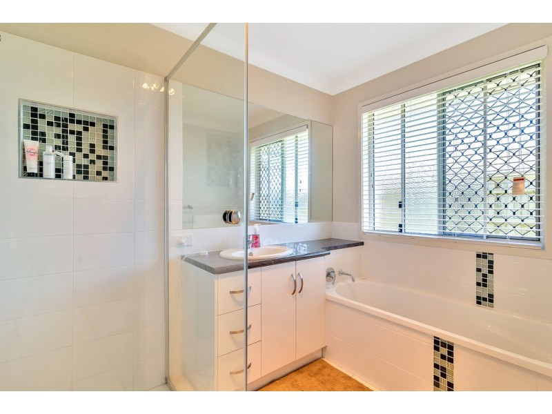 19 Kennard Street, Westbrook QLD 4350