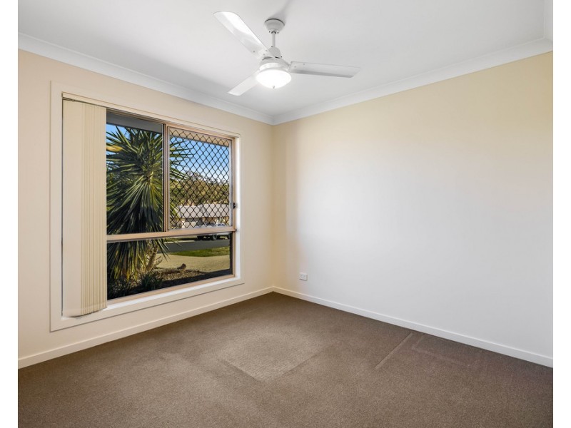 10 Monarch Street, Meringandan West QLD 4352