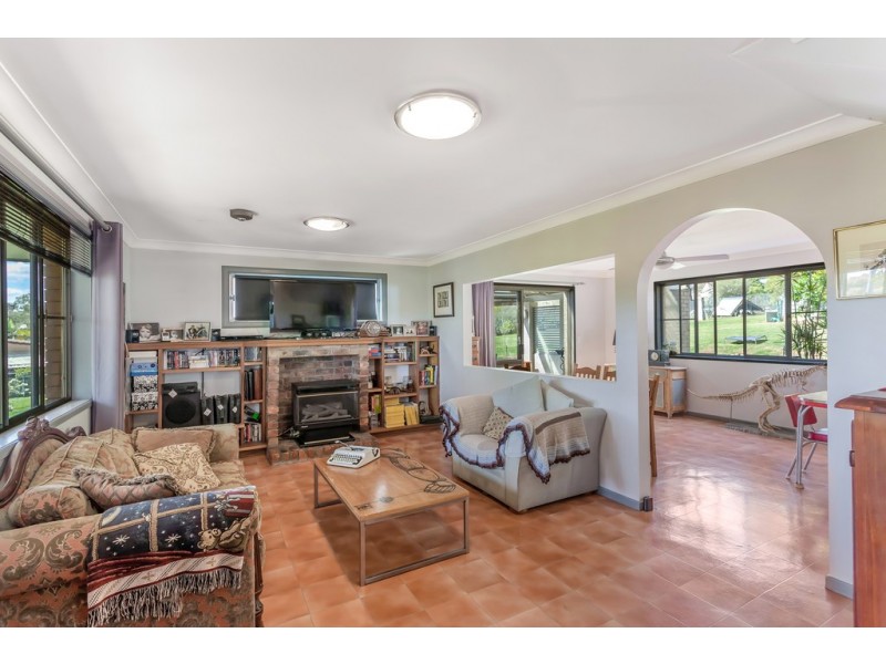 6 Ramsey Street, Glenvale QLD 4350