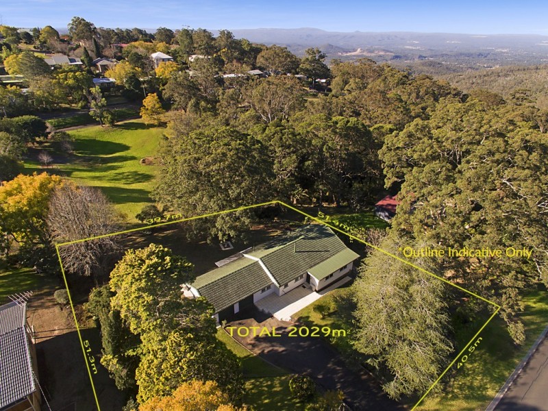 13 Jellicoe Street, Mount Lofty QLD 4350