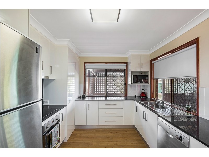 7 Tess Close, Middle Ridge QLD 4350