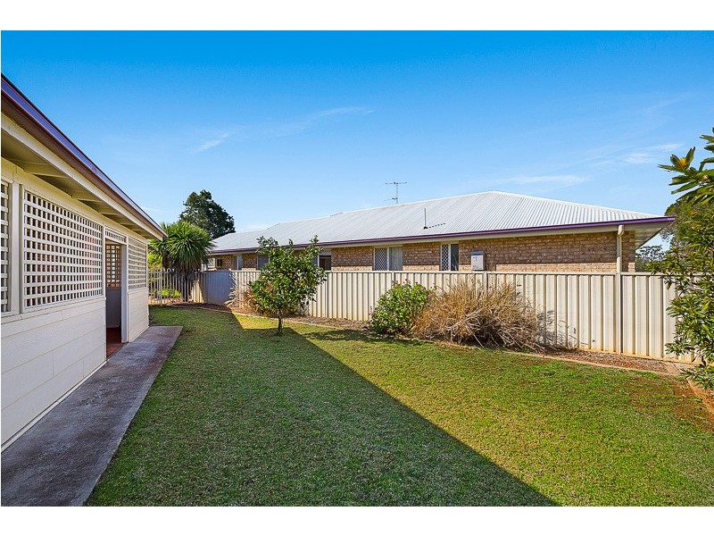 7 Tess Close, Middle Ridge QLD 4350