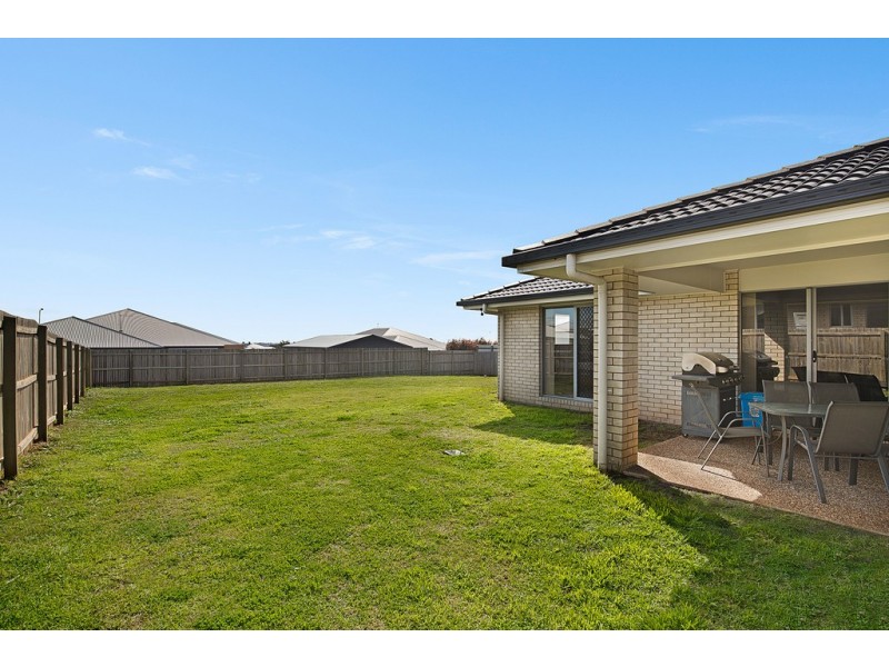33 Goshawk Drive, Kleinton QLD 4352