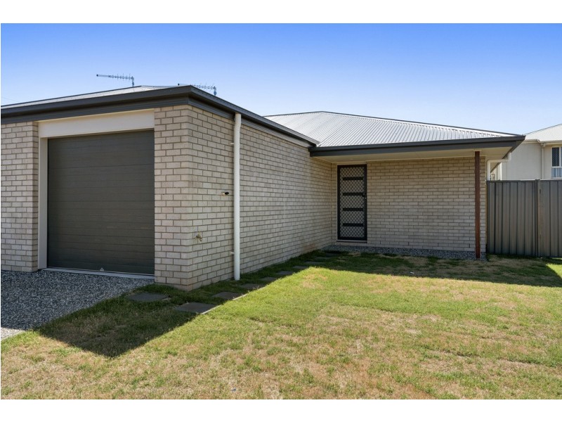 2/24 Tatum Court, Glenvale QLD 4350