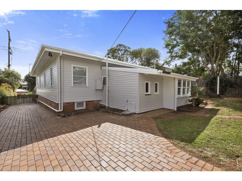 96a Jellicoe Street, North Toowoomba QLD 4350