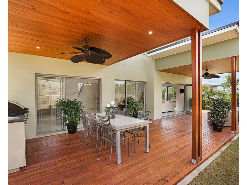 28 Piccadilly Court, Mount Lofty QLD 4350