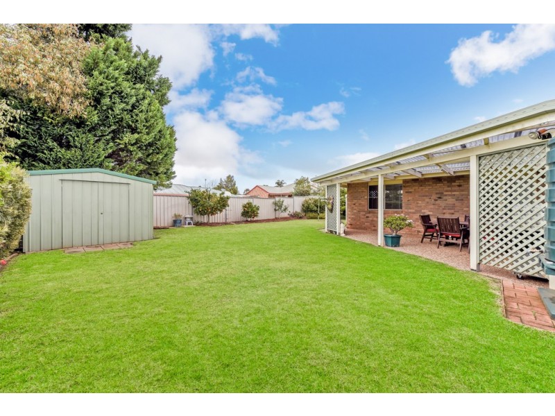 8 Donna Court, Kearneys Spring QLD 4350