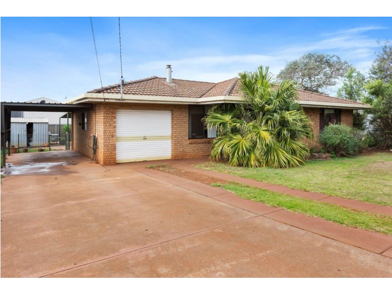 22 Jennifer Crescent, Darling Heights QLD 4350