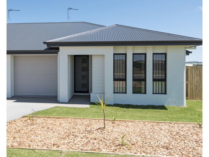 2/39 Magpie Drive, Cambooya QLD 4358