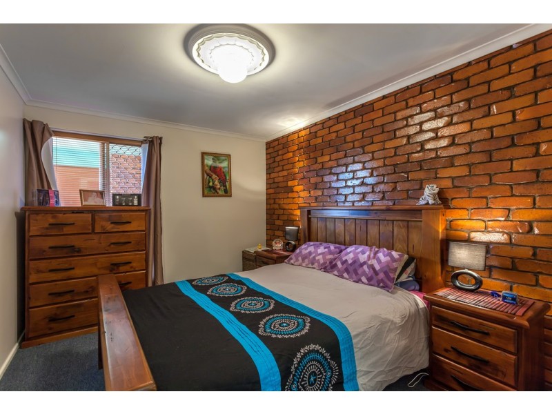 Unit 2/197 Tor Street, Wilsonton Heights QLD 4350