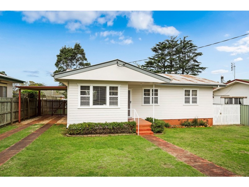 28 McCafferty Street, Wilsonton QLD 4350