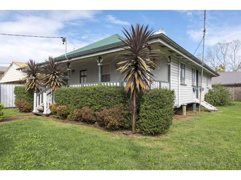 19 Ranfurly Street, Newtown QLD 4350