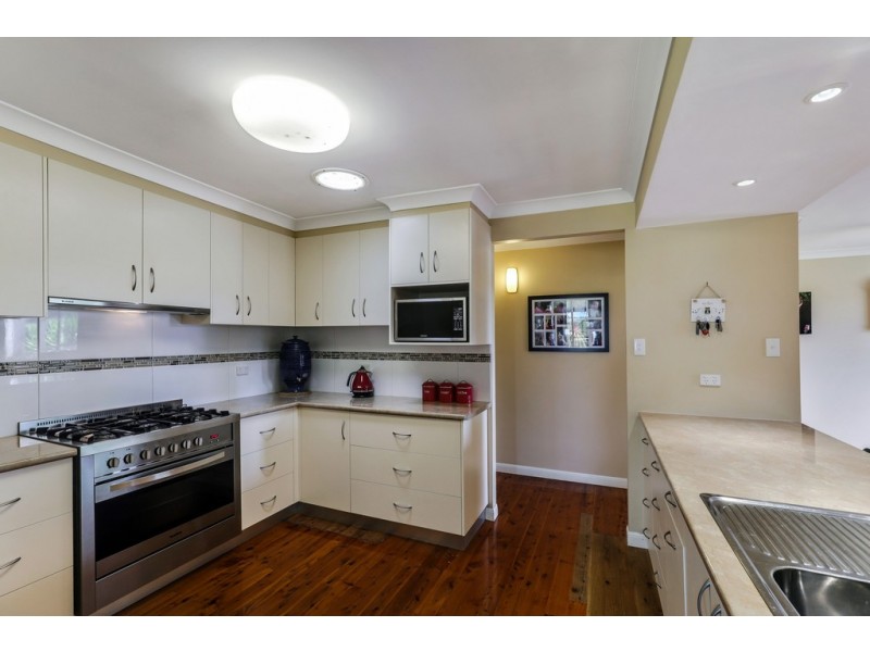 330 North Street, Wilsonton QLD 4350