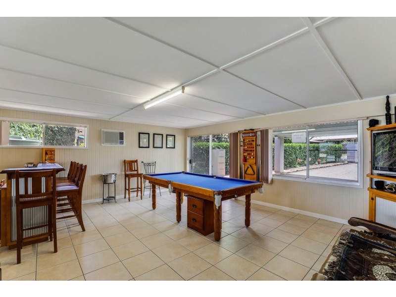 330 North Street, Wilsonton QLD 4350