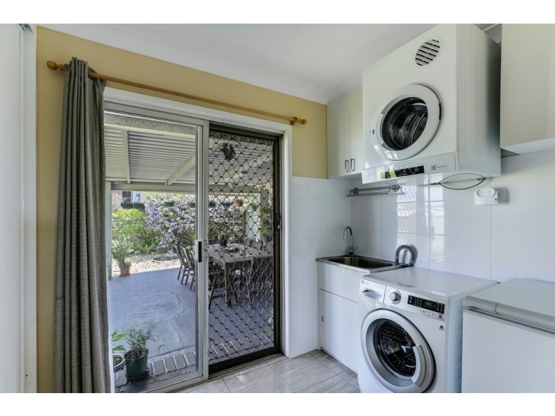 330 North Street, Wilsonton QLD 4350