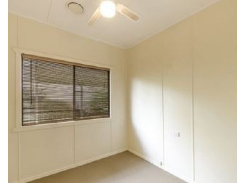 7A Garde Street, Centenary Heights QLD 4350