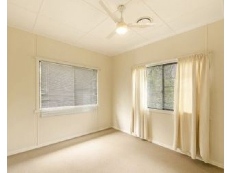 7A Garde Street, Centenary Heights QLD 4350