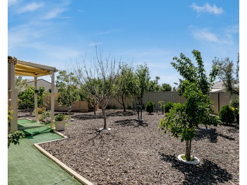 9 Woodville Court, Wyreema QLD 4352