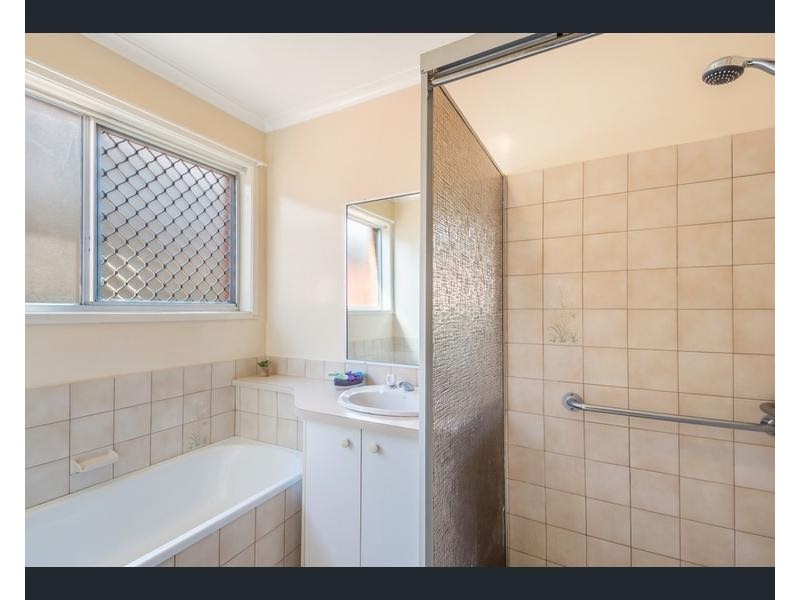 13 Kratzmann Court, Kearneys Spring QLD 4350