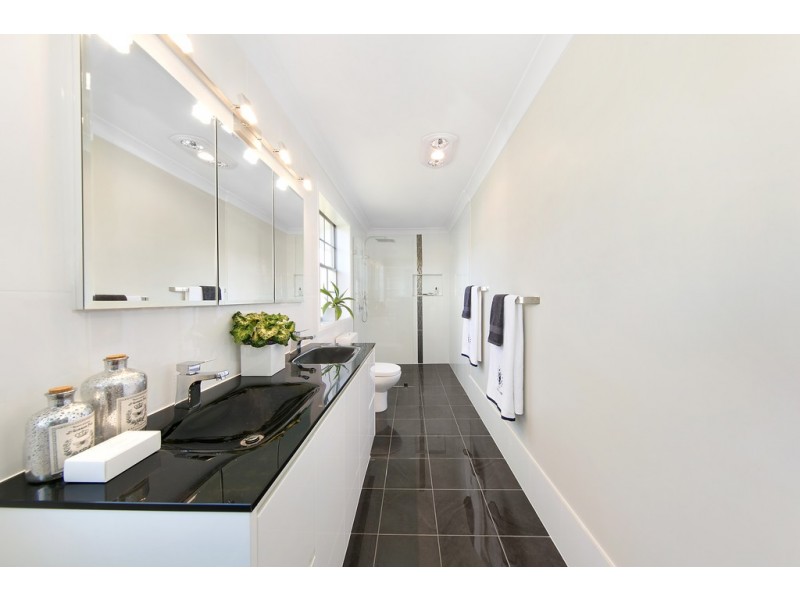12 Blue Hills Drive, Rangeville QLD 4350