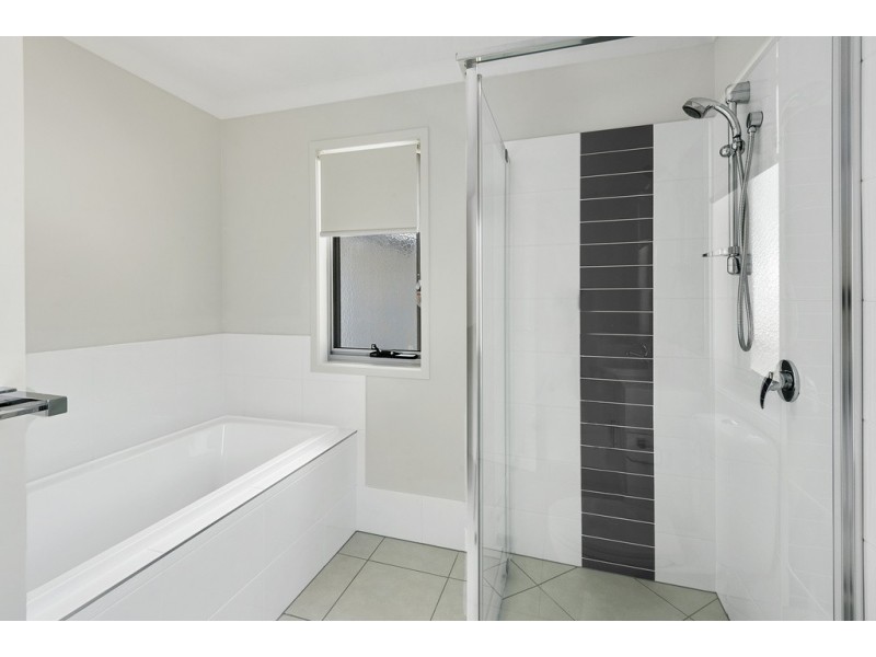 5/97 Holberton Street, Newtown QLD 4350