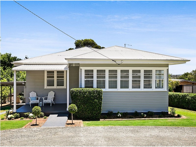 77D Ruthven Street, Harlaxton QLD 4350