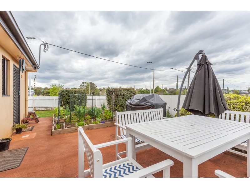 Unit 1/26 Grey Street, South Toowoomba QLD 4350