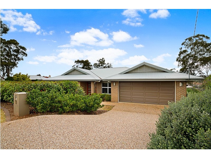 64 Skyline Drive, Blue Mountain Heights QLD 4350