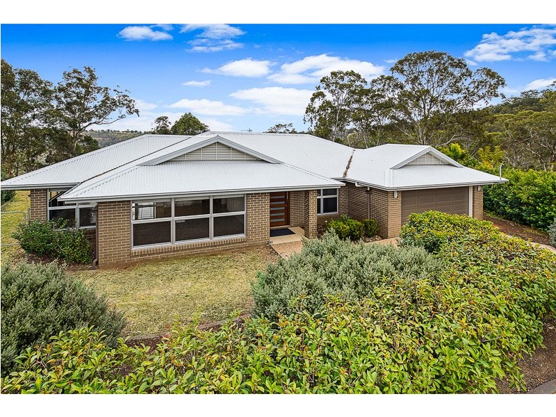 64 Skyline Drive, Blue Mountain Heights QLD 4350