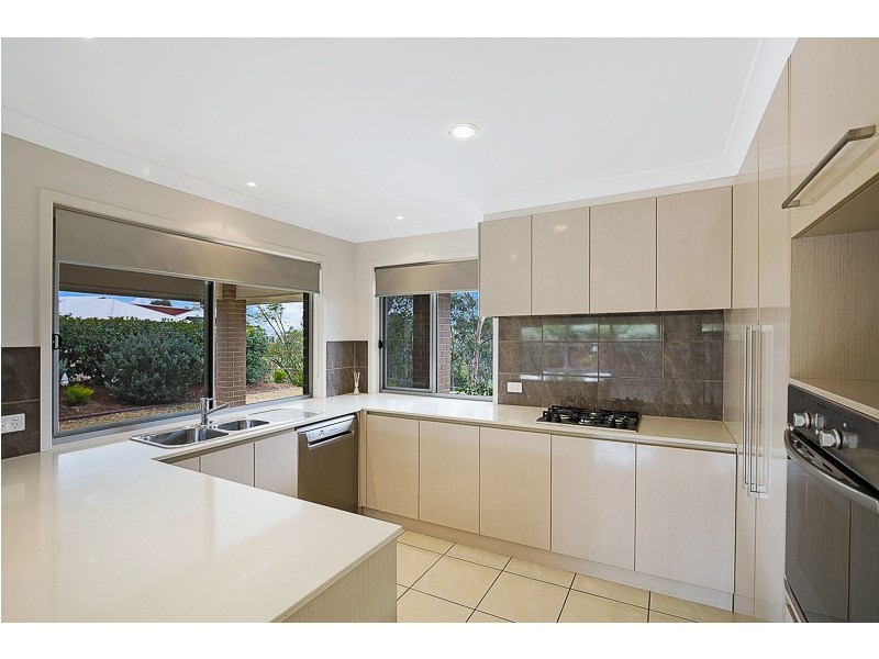 64 Skyline Drive, Blue Mountain Heights QLD 4350