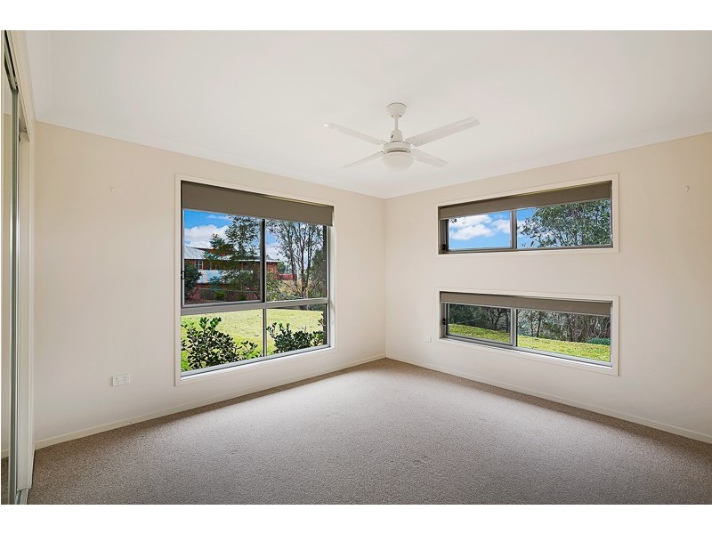 64 Skyline Drive, Blue Mountain Heights QLD 4350