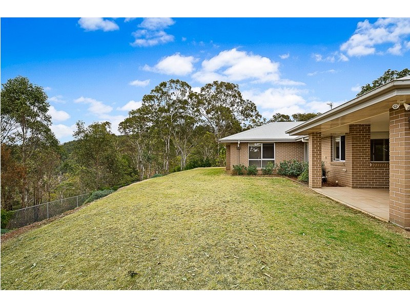 64 Skyline Drive, Blue Mountain Heights QLD 4350