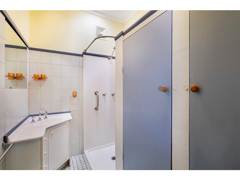 39 O’Quinn Street, Harristown QLD 4350