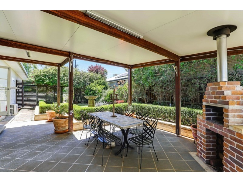 10 Argyle Street, East Toowoomba QLD 4350