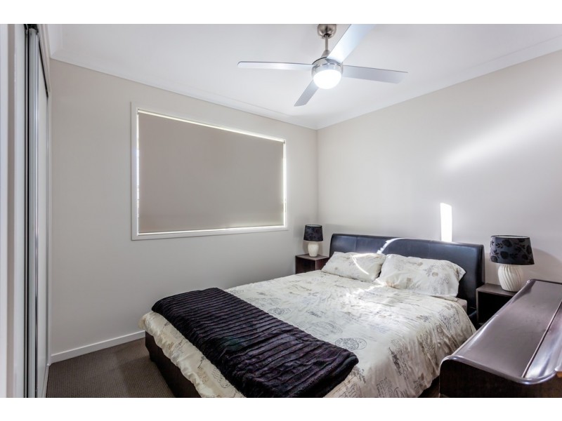 2/12 Sanctuary Drive, Cranley QLD 4350