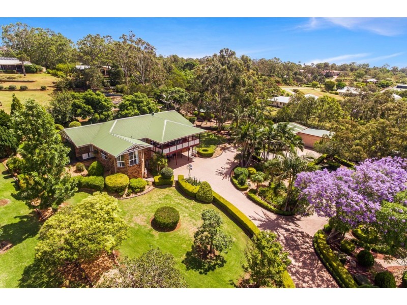 5 General Gordon Court, Cotswold Hills QLD 4350
